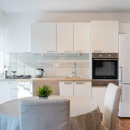 Spacious 2Bdr Apartment - Free Parking Zagreb Exterior photo